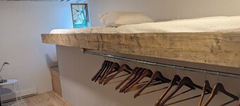 Attached Bungalow on large estate close to Baie-Comeau