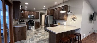 Beautiful Riverfront Home near Celebrations. Excellent eagle viewing!