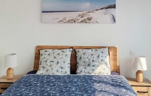 5 bedrooms, free WiFi, bed sheets