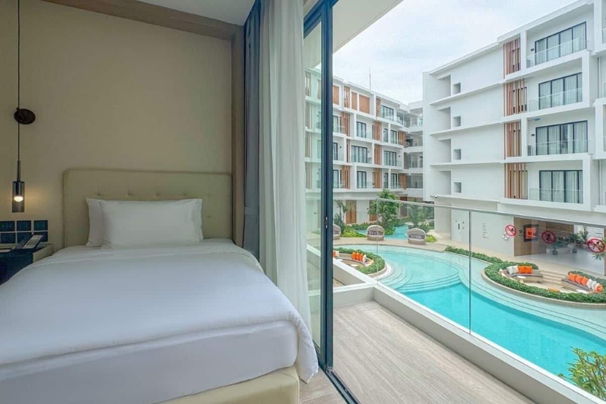 Chambre Deluxe Double ou avec lits jumeaux, 1 chambre, balcon, vue piscine
