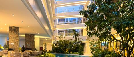 3 outdoor pools, pool umbrellas, sun loungers