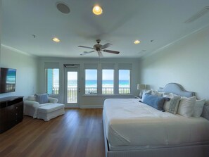 4 soverom, skrivebord, strykejern/-brett og wi-fi (inkludert)