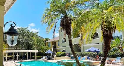 Beautiful Condo near Clearwater beach - resort style amenities - Palm Grove