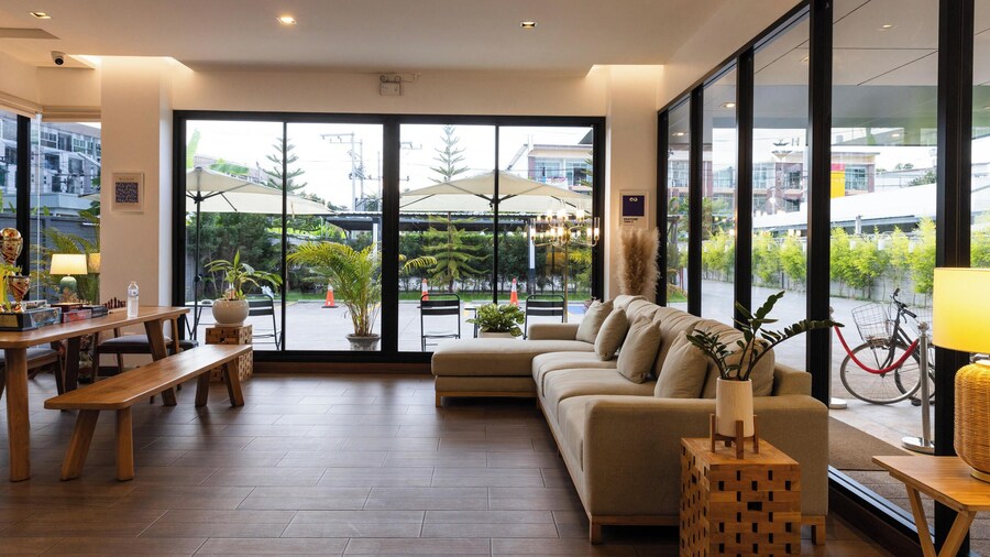 AMIRI PLACE HOTEL