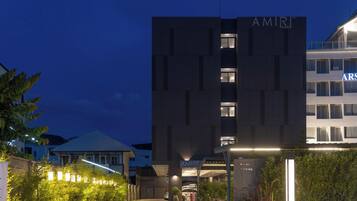 Front of property – evening/night