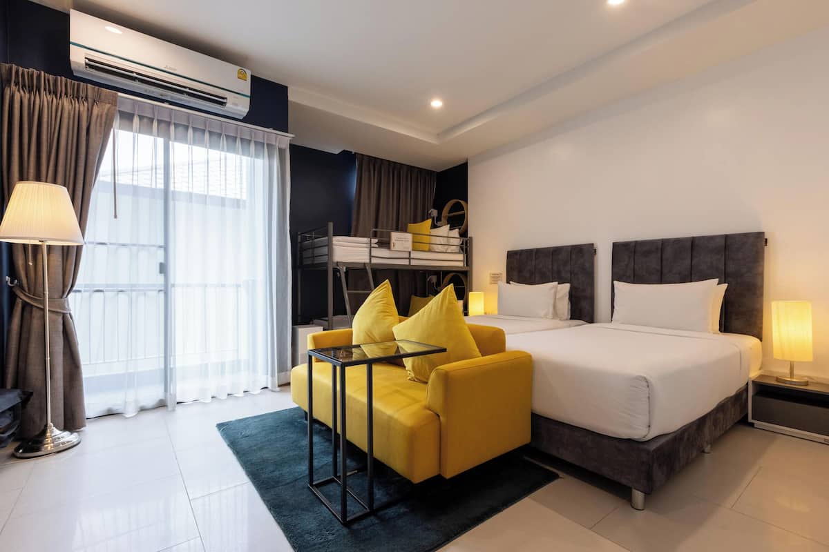 Economy Quadruple Room | 1 bedroom, premium bedding, in-room safe, laptop workspace
