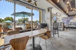 บริเวณภายนอก