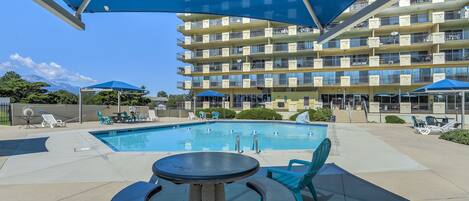 Seasonal outdoor pool