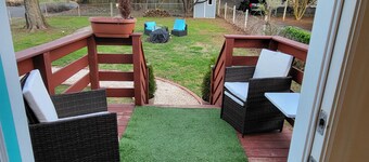 New Listing! Boutique Studio Close to Downtown - First 3 Bookings Get 20% Off 