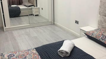 2 bedrooms, iron/ironing board, WiFi, bed sheets