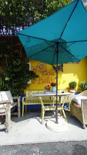 Property grounds - VILLA BRASIL MOTEL (Los Angeles)