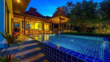 Façade de l’hébergement - soirée/nuit