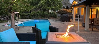 Wenatchee Oasis ~ Hot Tub, Views, Trail Access