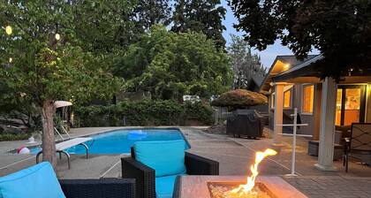 Wenatchee Oasis ~ Hot Tub, Views, Trail Access