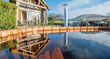 Self Catering Barn Conversion on a Working Snowdonia Farm | Nant