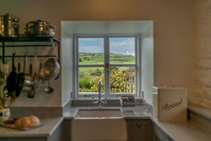 Interior - Rural retreat in the mountains with far reaching views | Pwll-Y-March (Llanbedr)