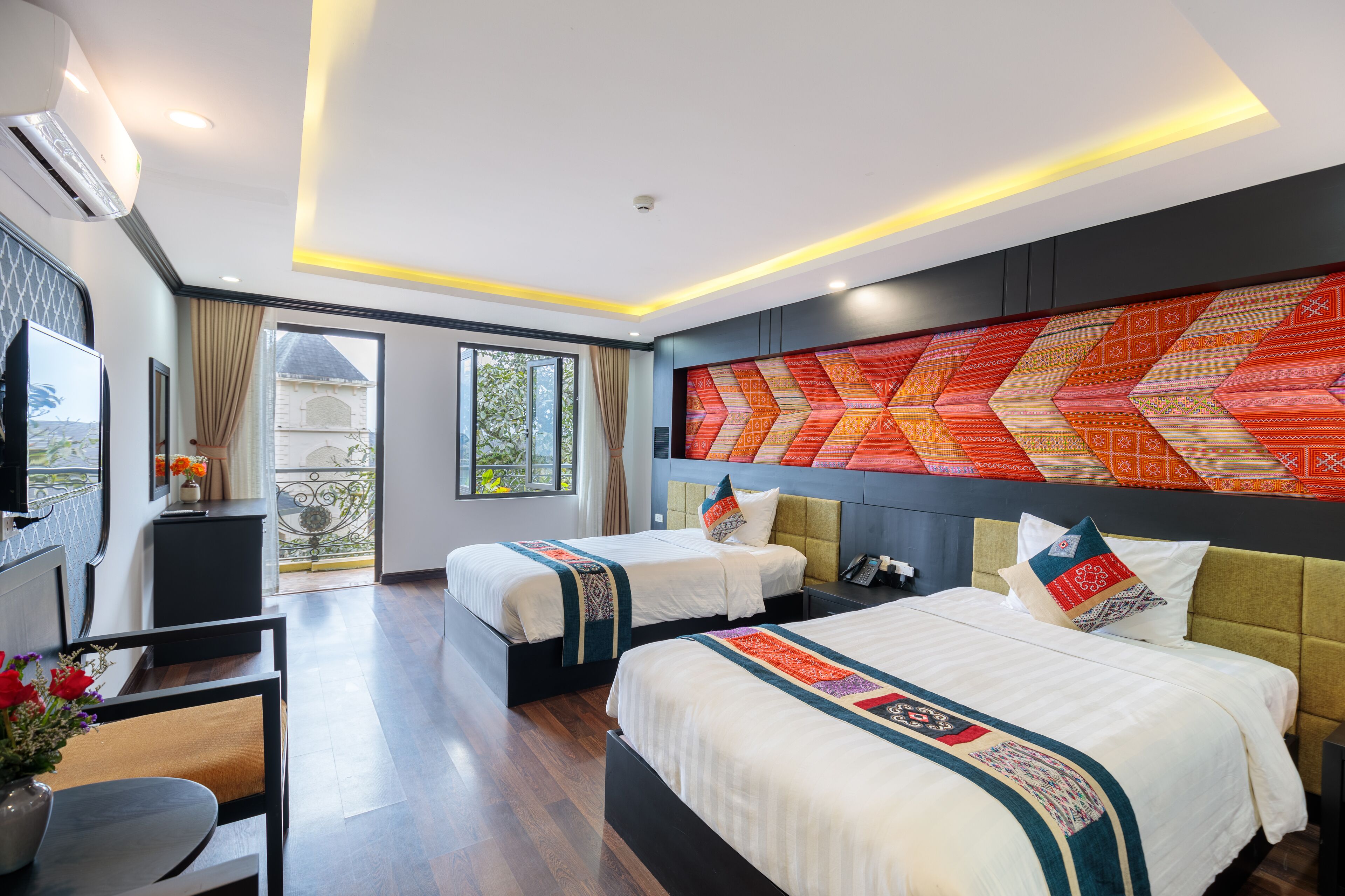 Deluxe Double or Twin Room | Egyptian cotton sheets, premium bedding, Select Comfort beds