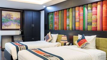 Deluxe Triple Room | Egyptian cotton sheets, premium bedding, Select Comfort beds