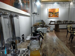 Tägliches inbegriffenes Frühstücksbuffet