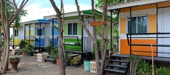 Check-in Resort