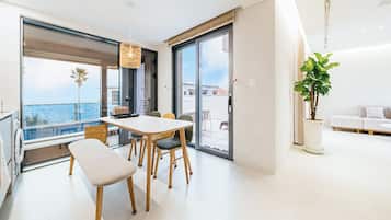 Deluxe Duplex, 2 Bedrooms, Private Pool, Ocean View | 2 bedrooms, premium bedding, individually decorated