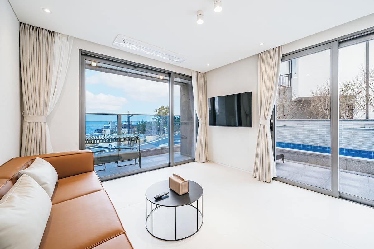 2 chambres, literie de qualité supérieure, bureau