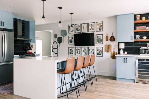 The Old Homestead - Gorgeous backyard w Pizza Oven