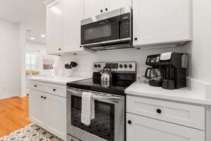 Fridge, microwave, oven, stovetop - Uptown Loft - Bright - Modern - Walkable (St. Augustine)