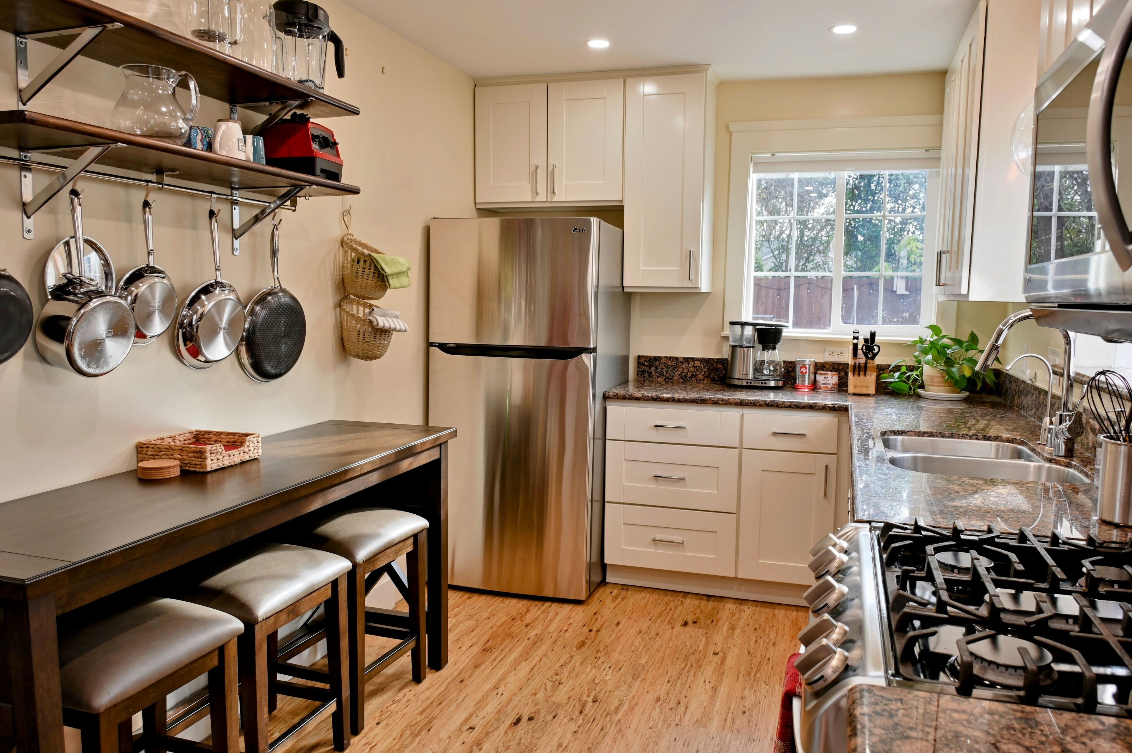 2-bed, 1-bath