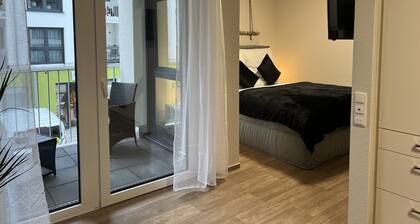 Charming Homes - Studio 10