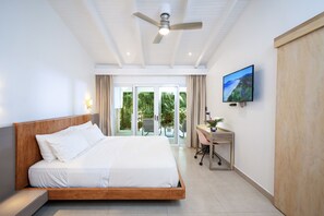 Phòng Deluxe | 1 phòng ngủ, két bảo mật tại phòng, bàn 