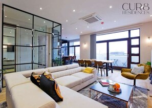 Smart TV, offices