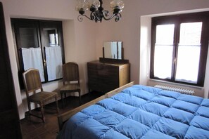 2 bedrooms, free WiFi - Farmhouse in Verbania with Mountain Views (Verbania)