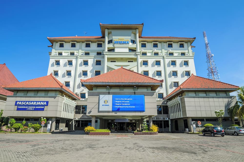 Graha Widya Bhakti at STIESIA Surabaya
