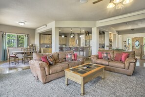 Living area - Peyton Ranch (Peyton)