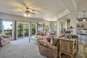 Interior - Peyton Ranch (Peyton)