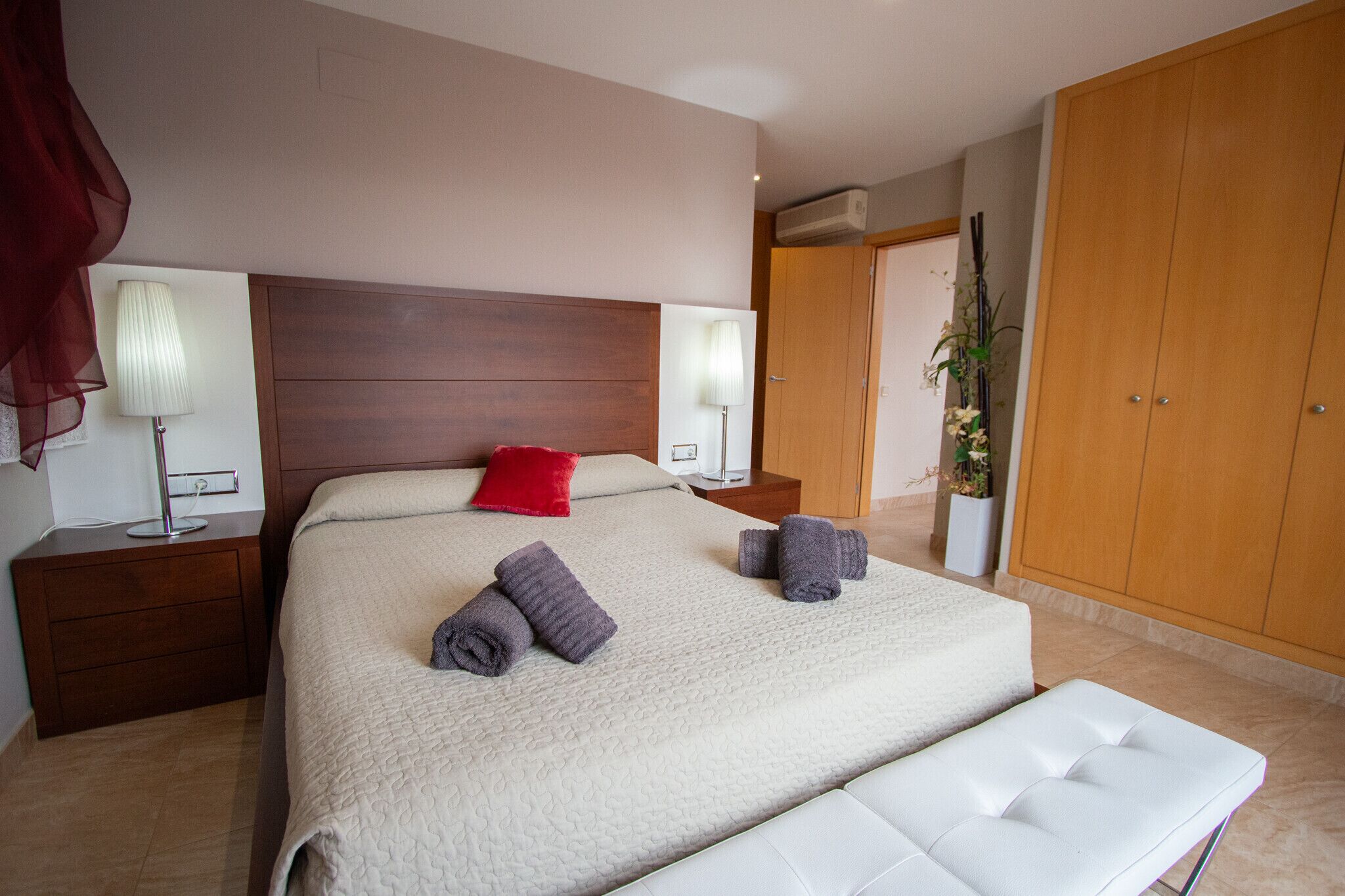 4 Schlafzimmer, Bügeleisen/Bügelbrett, kostenloses WLAN, Bettwäsche