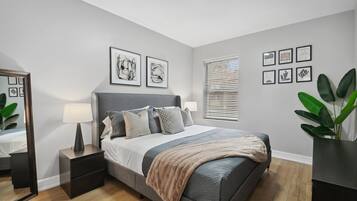 4 bedrooms, iron/ironing board, travel crib, free WiFi