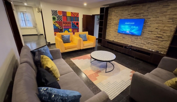 42-inch plasma TV with satellite channels