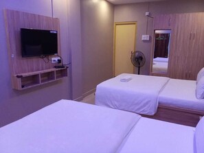 Schallisolierte Zimmer, kostenloses WLAN, Bettwäsche