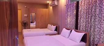 3 Star Lodge