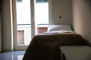 2 Schlafzimmer, Schreibtisch, Reisekinderbett, kostenloses WLAN