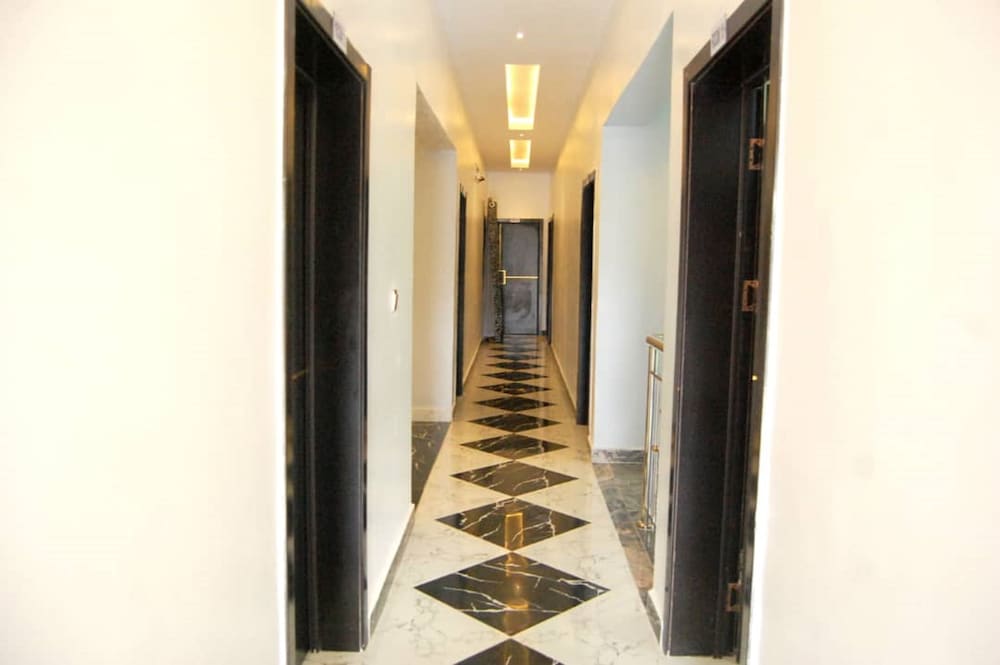 Star Sapphire Luxury Hotel image