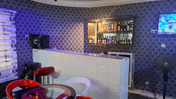 Bar (a l'allotjament)