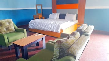 Habitació Deluxe | 1 dormitori, escriptori i espai de treball apte per a portàtils
