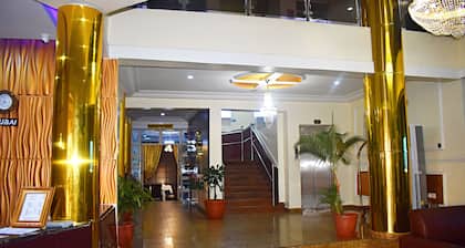 DAVIS HOTEL & SUITES