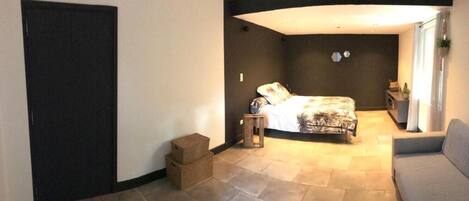 3 bedrooms, iron/ironing board, WiFi