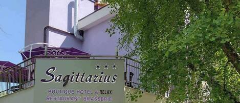 Façade de lâhĂ©bergement