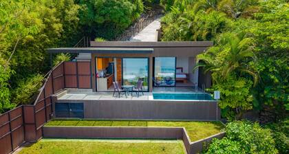 Epic 1 BR Ocean View Villa. Dominical. Gated. Minutes to Dominical beach.