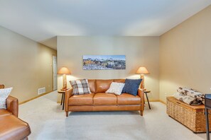 House (3 Bedrooms) | Interior - < 1/2 Mi to Marina: Grand Lake Getaway! (Grand Lake)